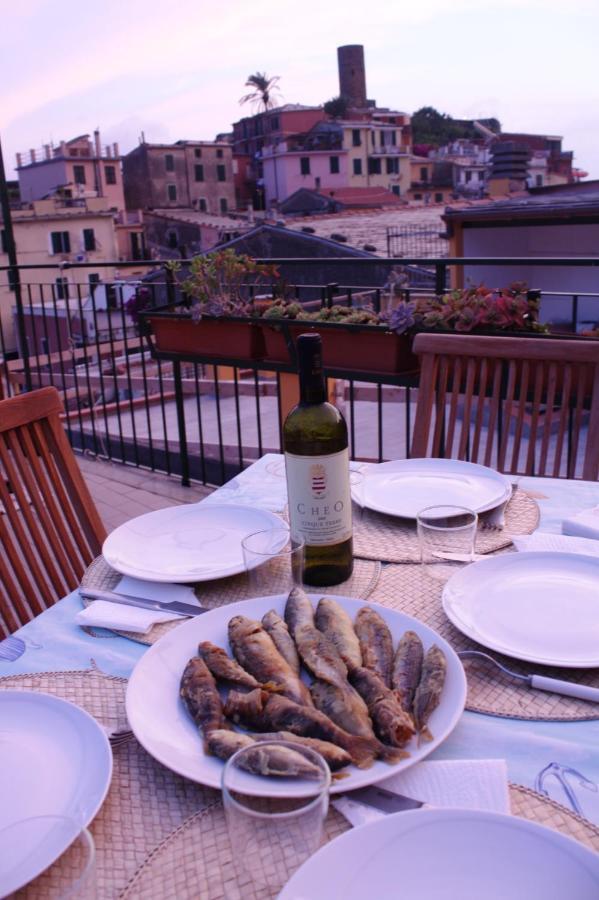 ヴェルナッツァLa Terrazzaアパートメント エクステリア 写真
